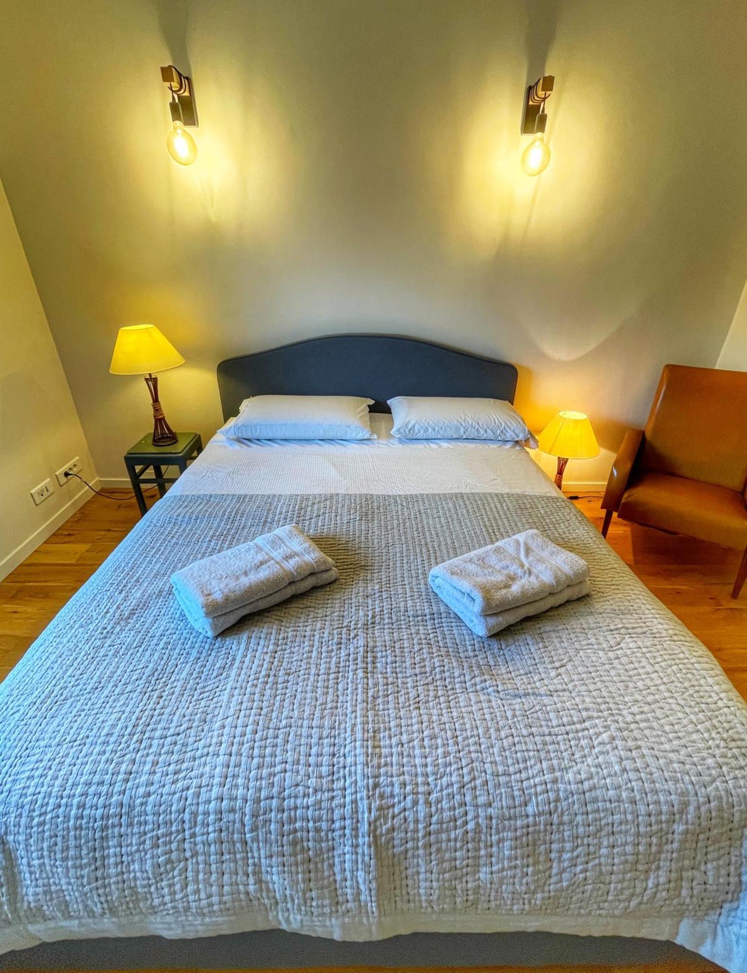 Le Petit Delphia Apartment อัพท์ ภายนอก รูปภาพ