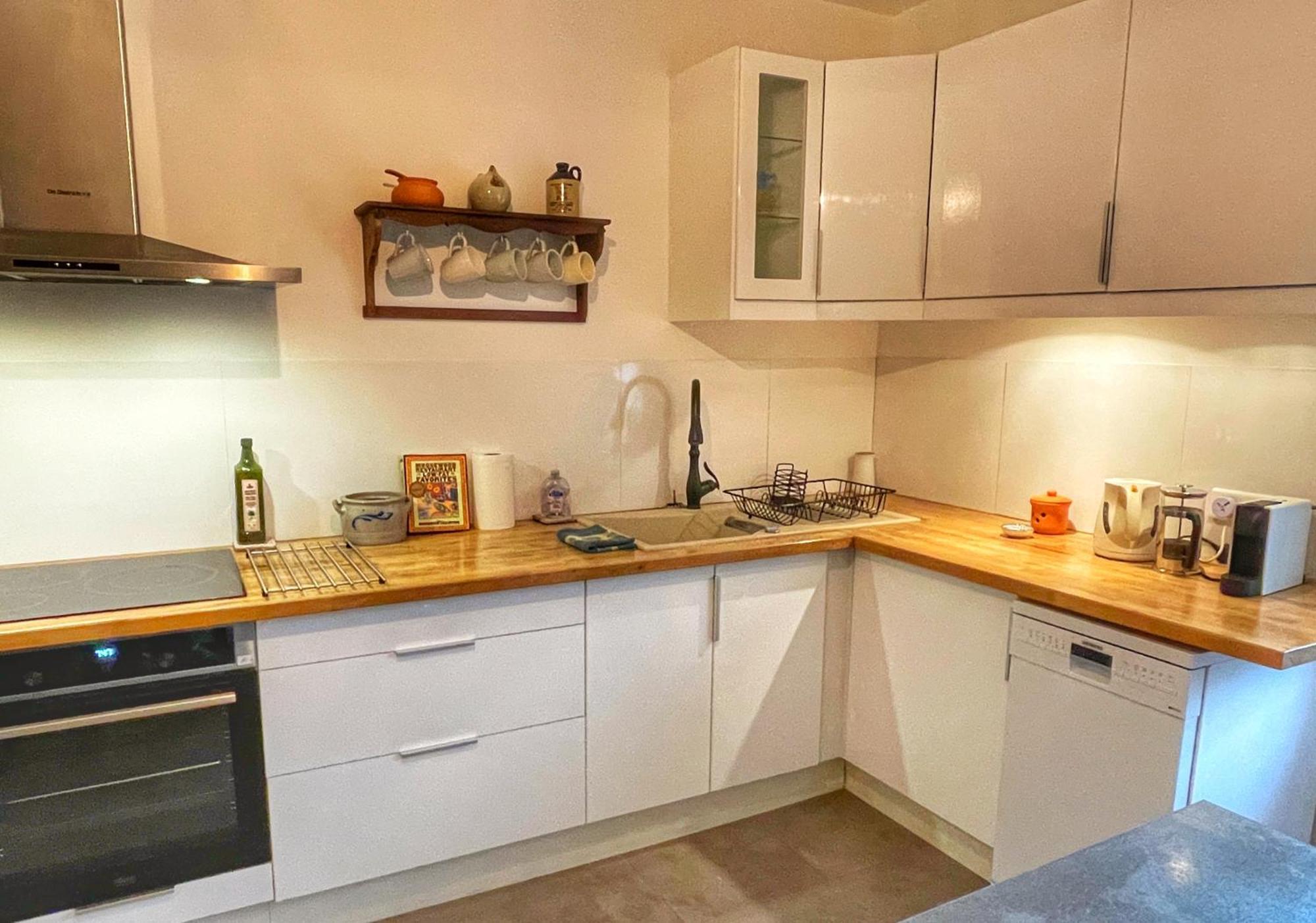 Le Petit Delphia Apartment อัพท์ ภายนอก รูปภาพ